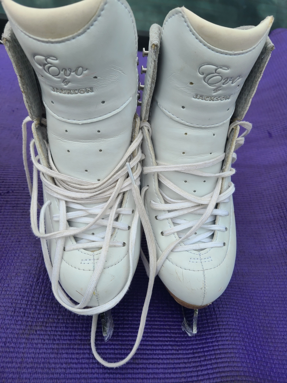 JACKSON White Girls Figure Ice Skates Size 4.5 B WITH